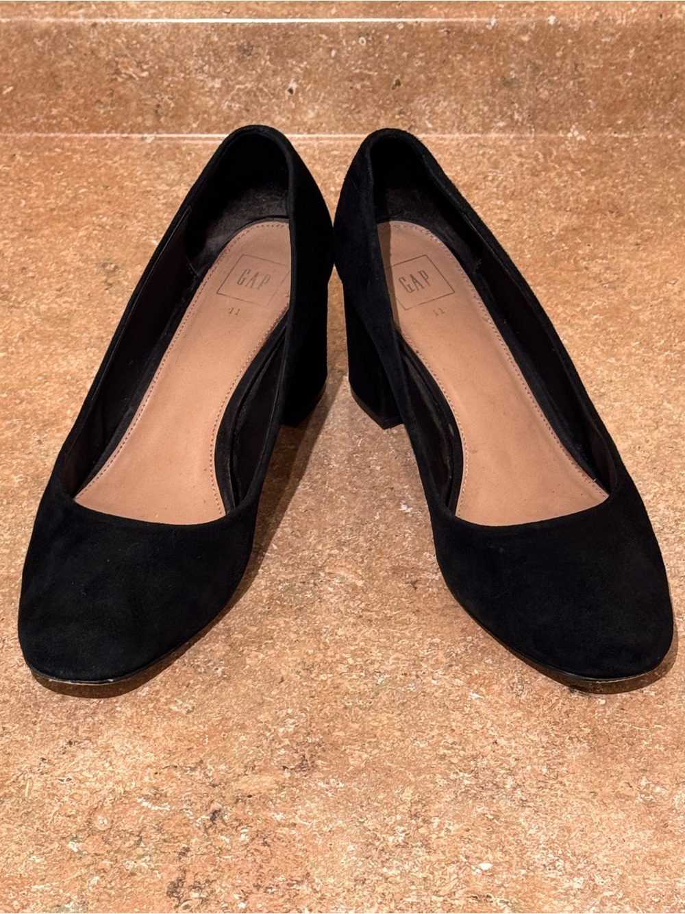 GAP Black Suede Block Heel Pumps - Women’s Size 11